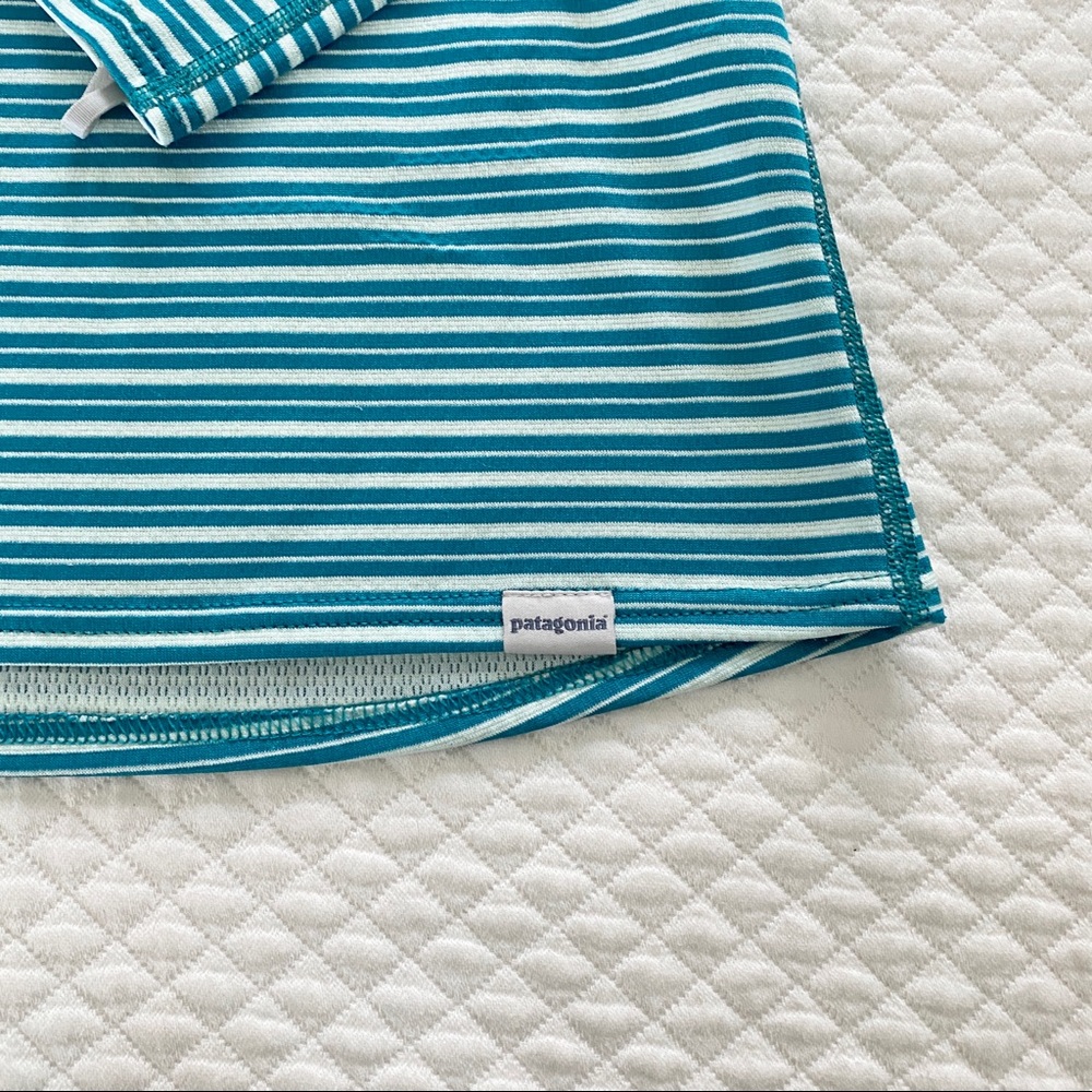 Patagonia Teal Striped Capilene 3 Women's Top - Picture 2 of 8